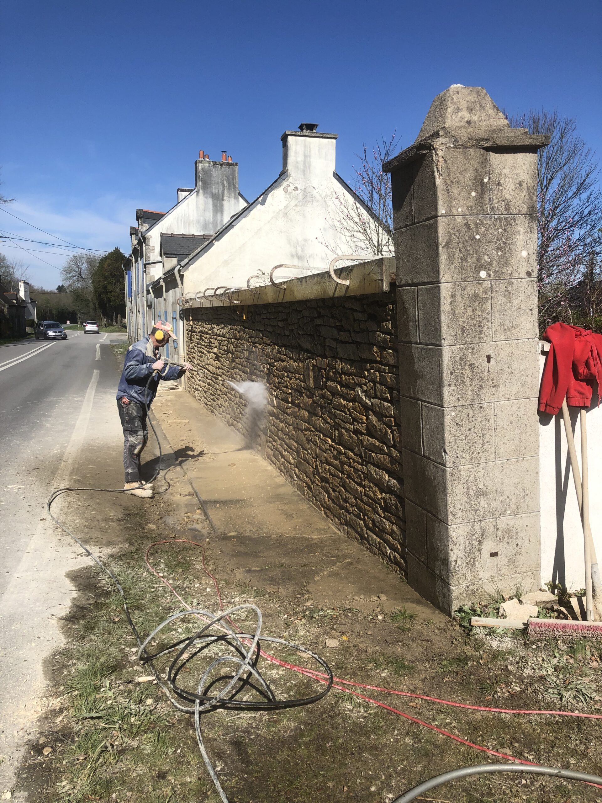 réalisation de joint à la chaux gris