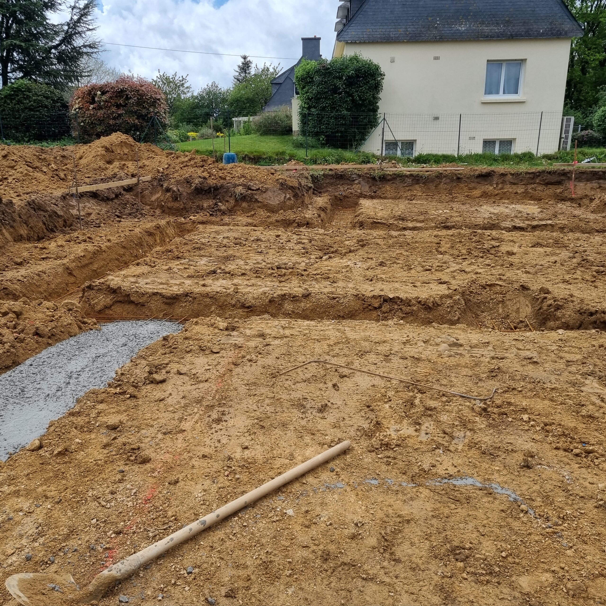 Terrassement et coulage fondation