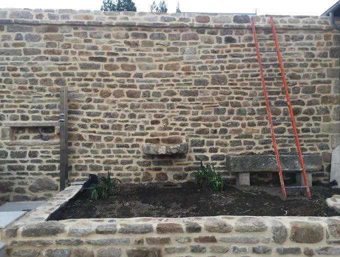 Réalisation mur en pierre